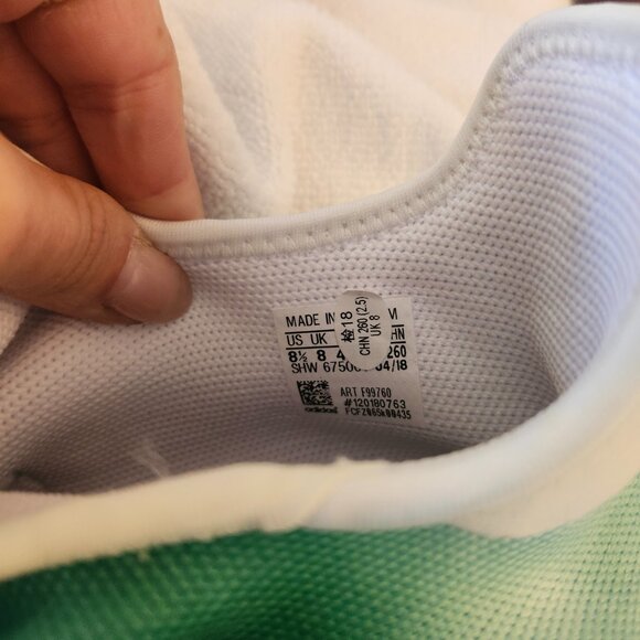 Adidas Pharrell NMD HU Holi “Youth” Green F99760 – Deadstock w/ Box - Picture 4 of 7